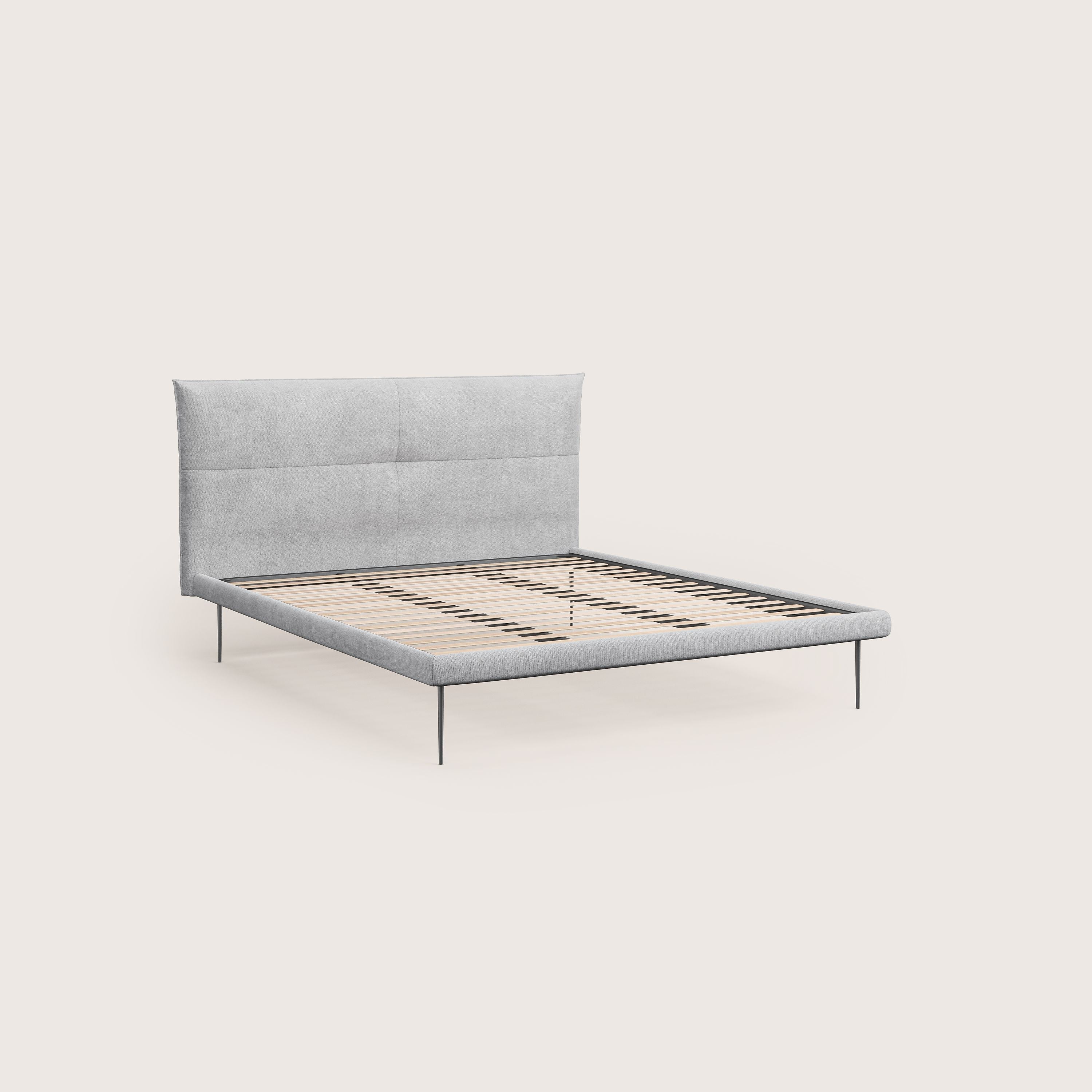 Akiko lit rembourré avec pieds hauts en métal en tissu imperméable T02 gris clair - Image 8