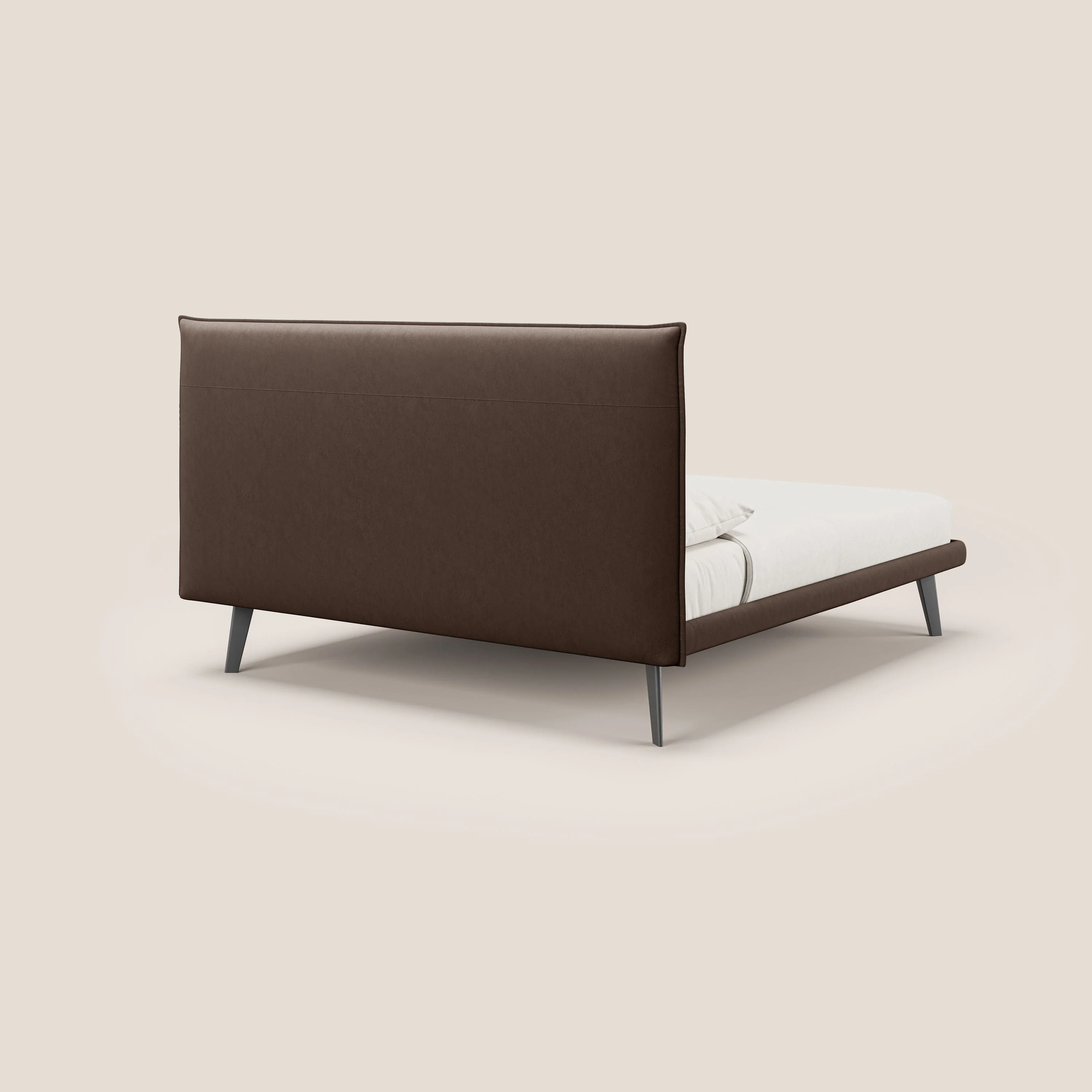 Brigitte lit avec tête de lit matelassée pieds hauts foncés et tissu imperméable T09 marron - Image 4