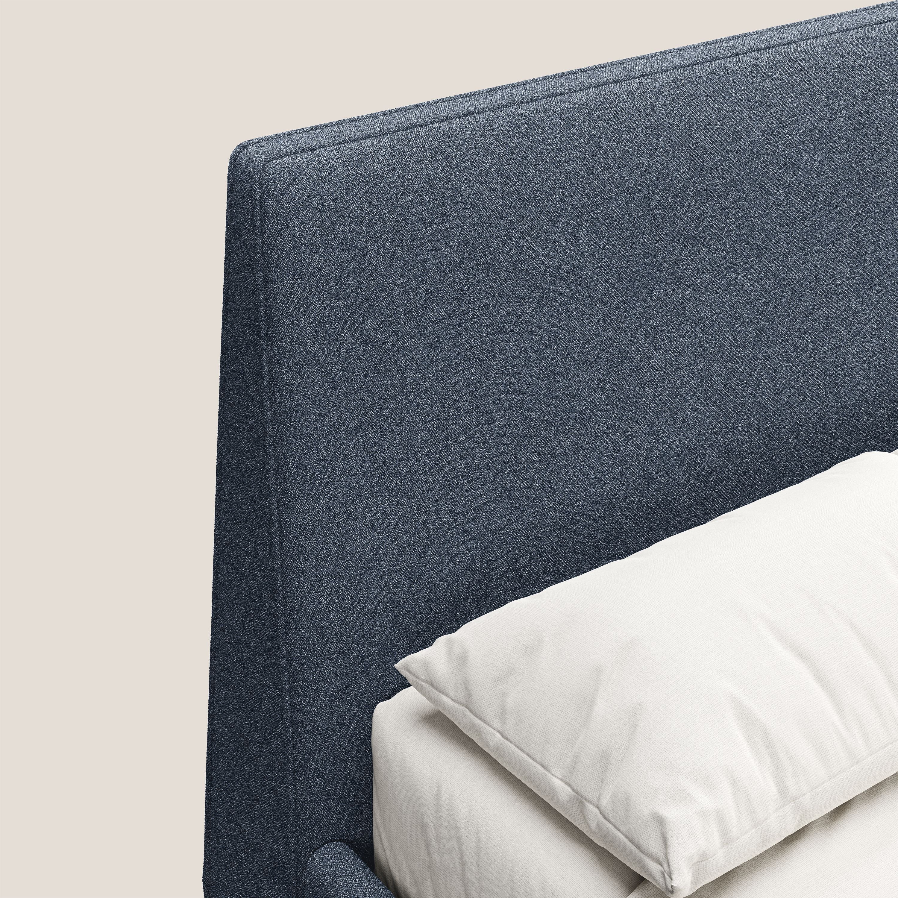 Dorotea lit rembourré avec pieds bois et tissu bouclette douce imperméable T07 bleu - Image 5
