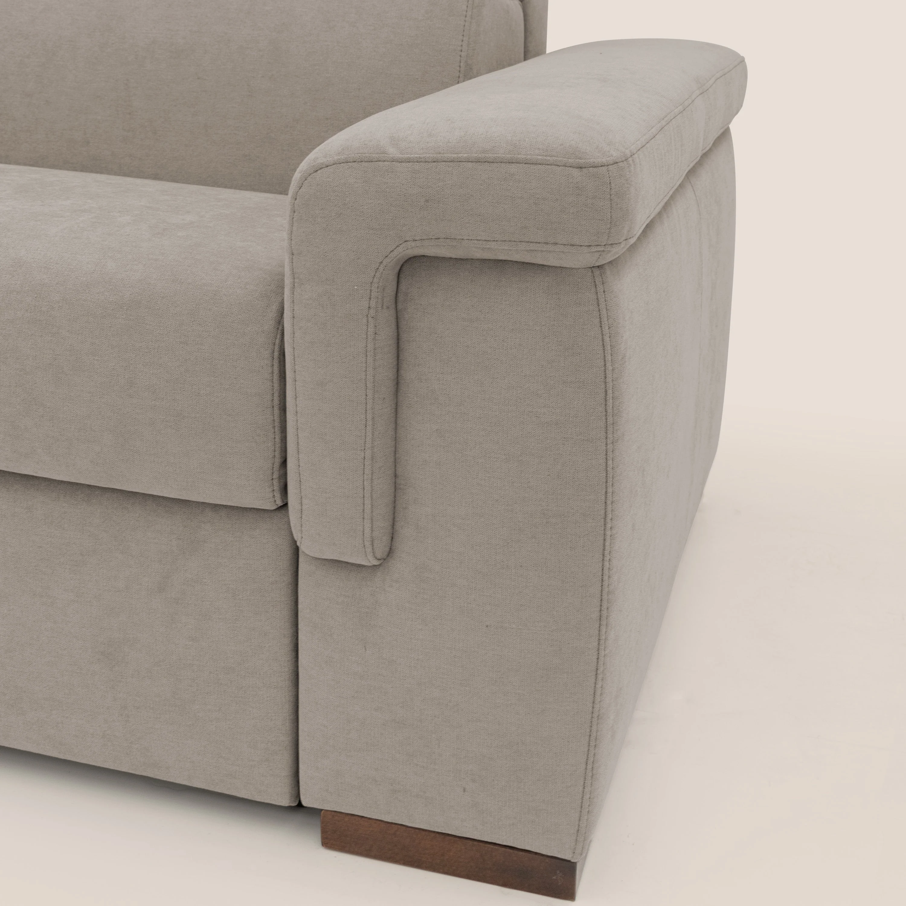 Giunone canapĂ© convertible avec matelas de 18 cm et tĂȘtiĂšres inclinables en tissu impermĂ©able T02 beige - Image 7