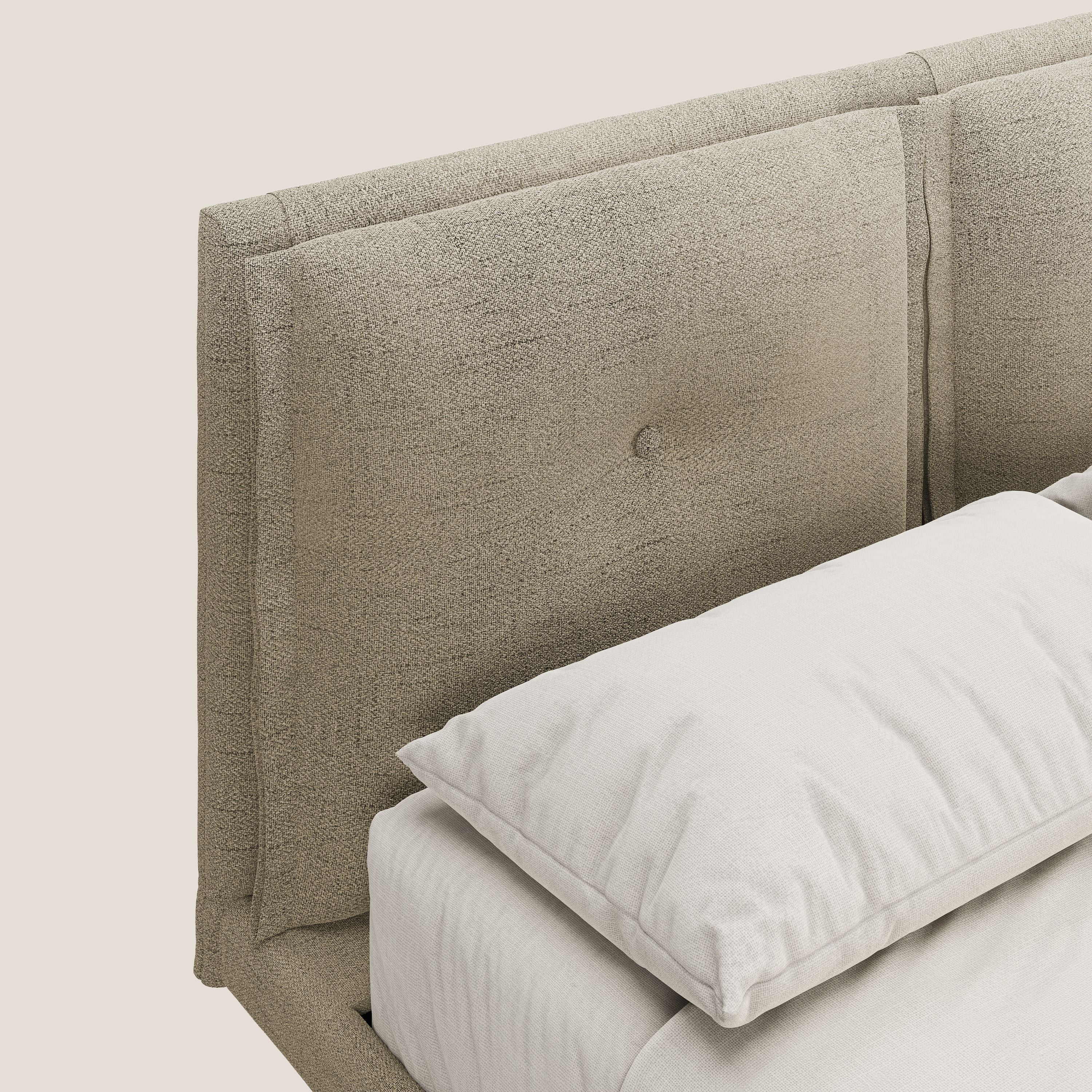 Ibuki lit avec coussins capitonnés réglables et pieds foncés en tissu flammé imperméable T03 beige - Image 6