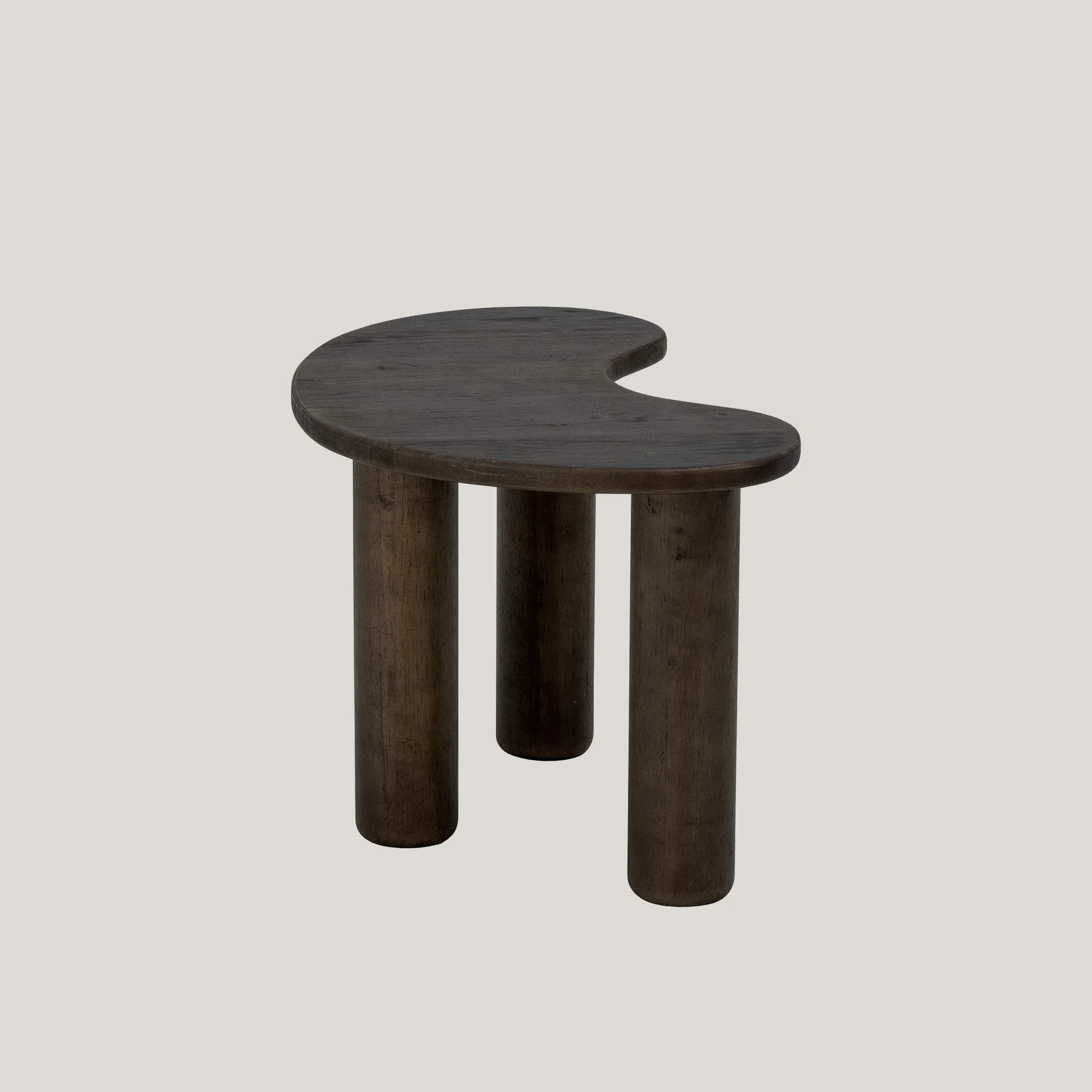 Luppa tavolino in legno scuro di caucciù dalla forma organica - Image 4