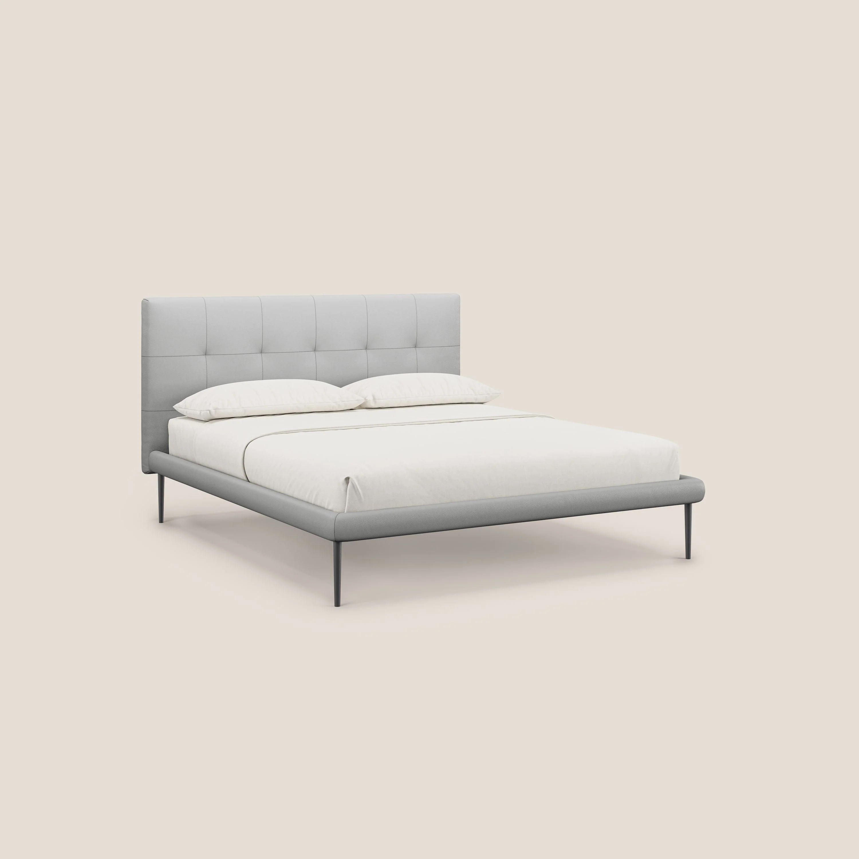 Midori lit rembourré capitonné avec pieds hauts en similicuir T04 gris clair