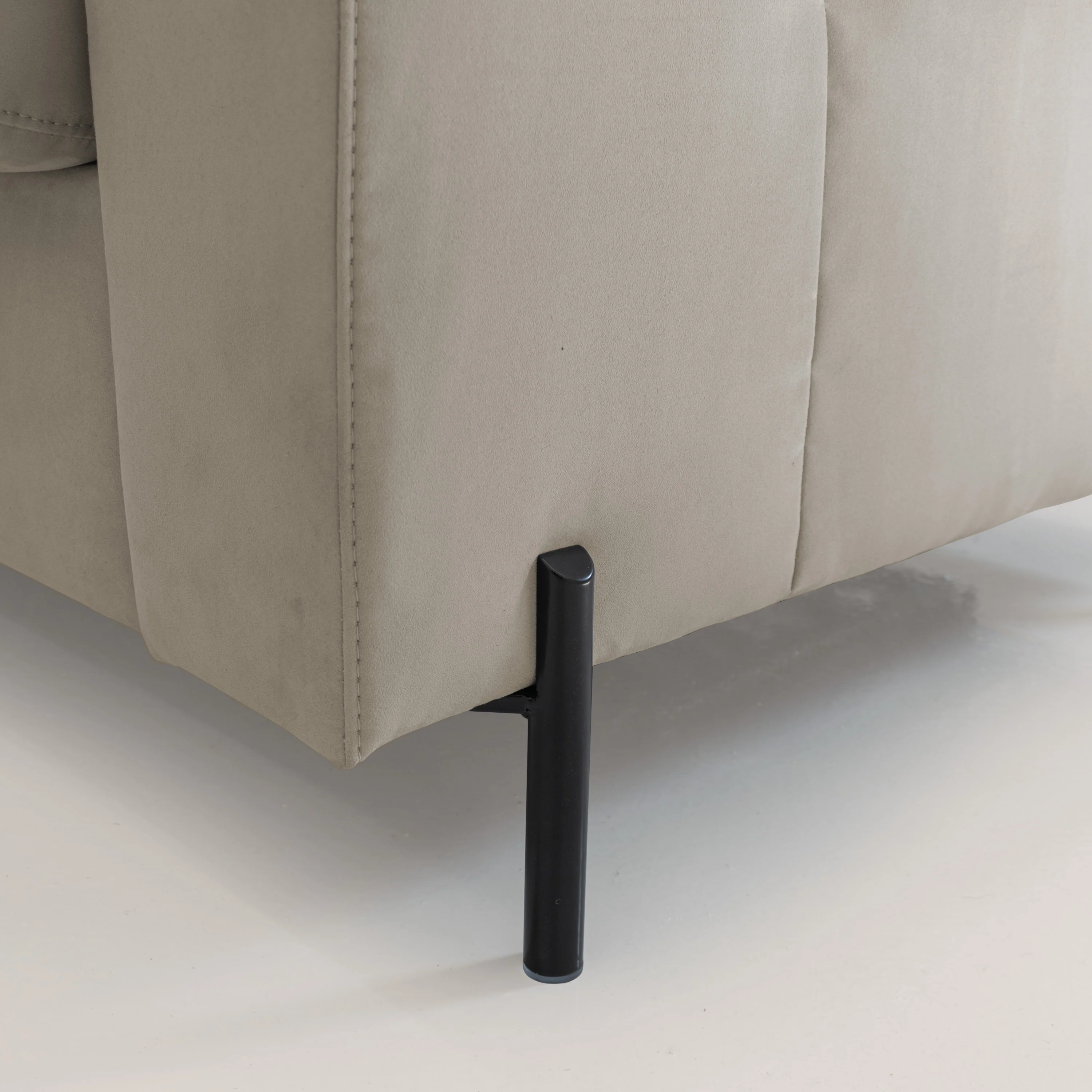 Ortensia canapé convertible matelas H 18cm et pieds hauts en élégante microfibre détachable T11 Taupe  - Image 6