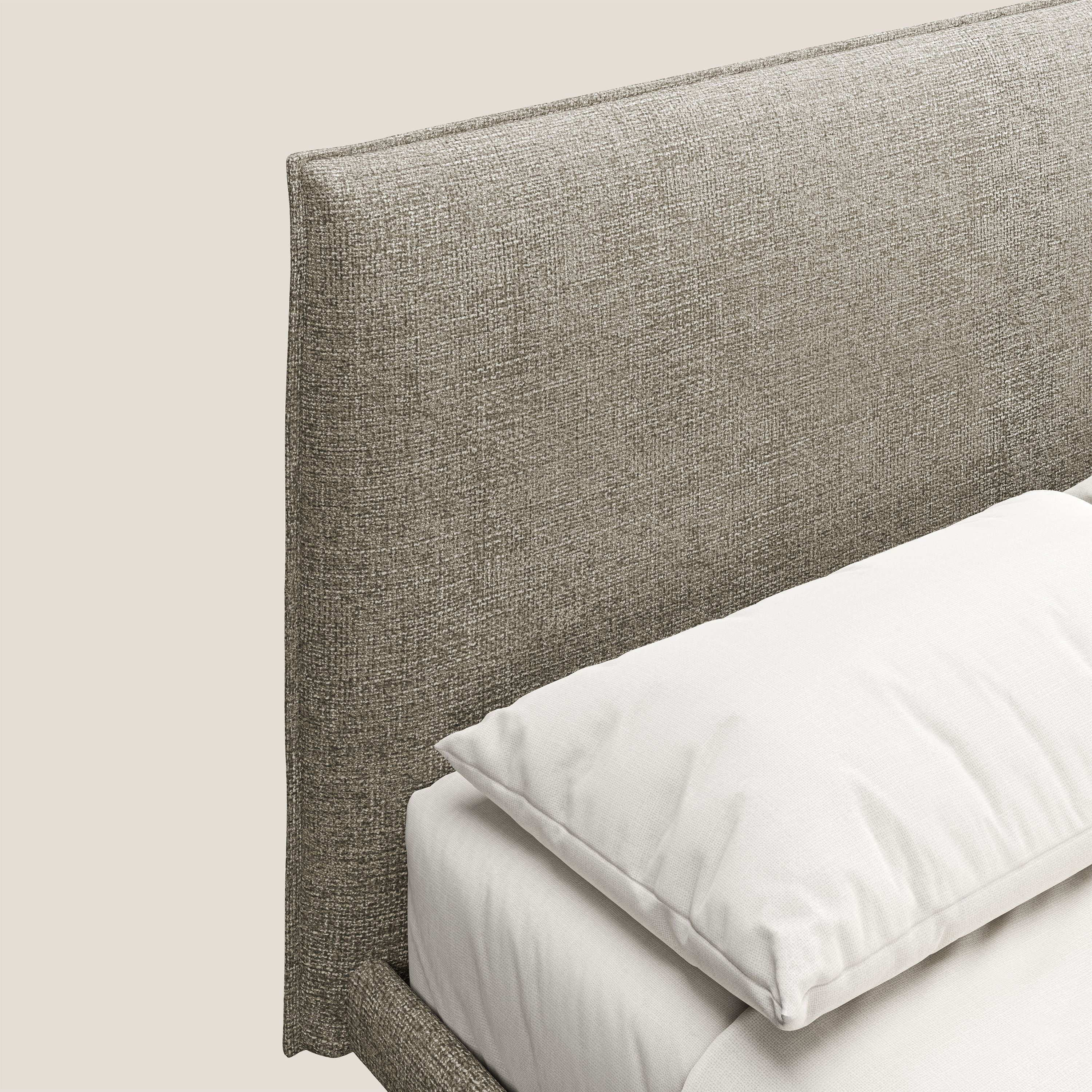 Theo lit moderne déhoussable avec pieds hauts en métal et tissu imperméable T10 Taupe tortora - Image 5