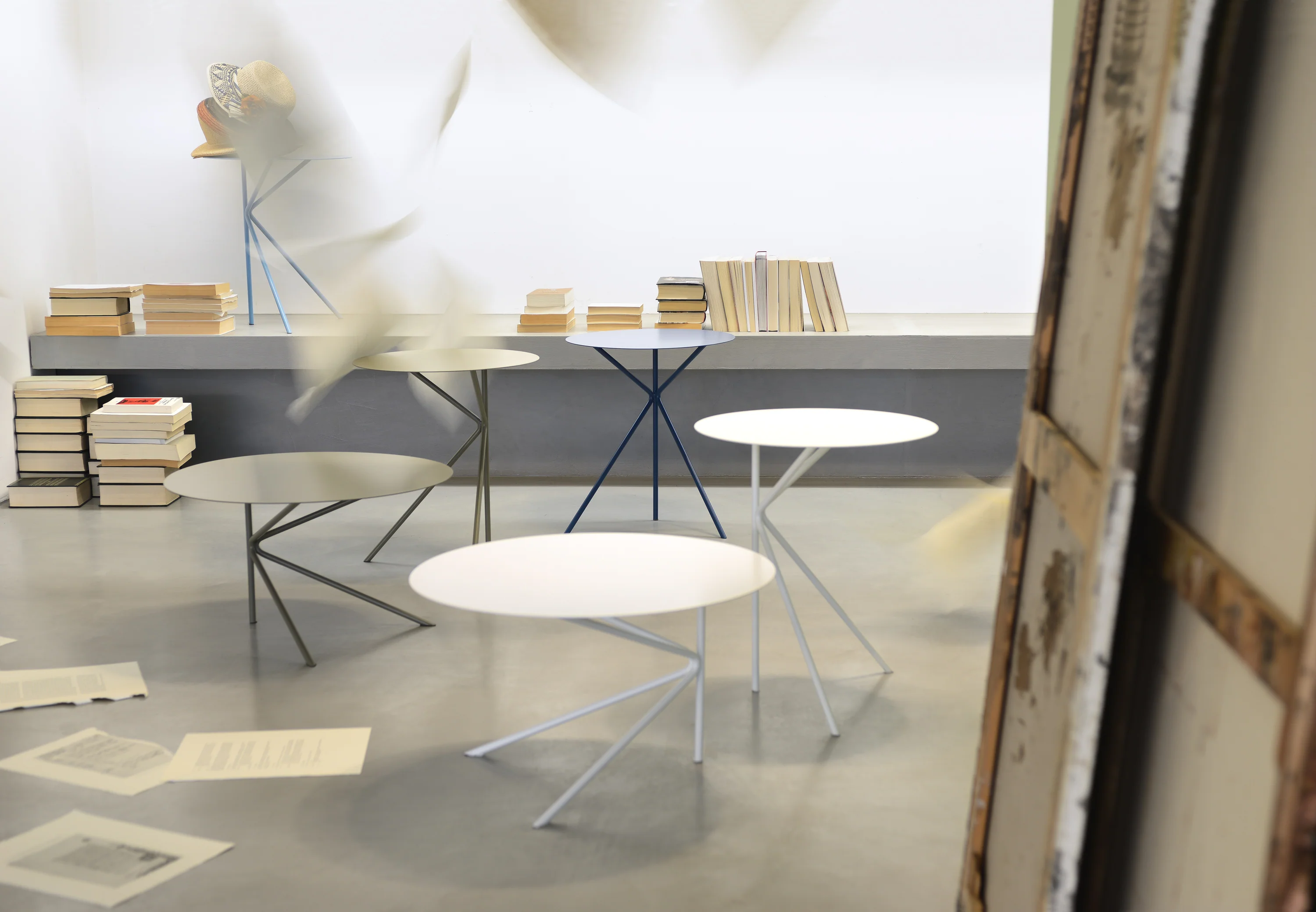 Twin table basse minimaliste ronde en différentes couleurs olive - Image 4